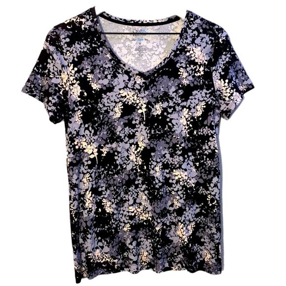 CROFT & BARROW The Perfect Tee Women’s M Black Blue White Floral V-Neck. - Picture 1 of 7